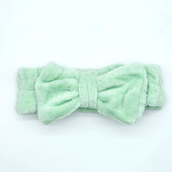 Beauty Bliss Gift Set Self Care Moisturize Rejuvenate Holiday Face Mask Winter - Picture 2 of 11